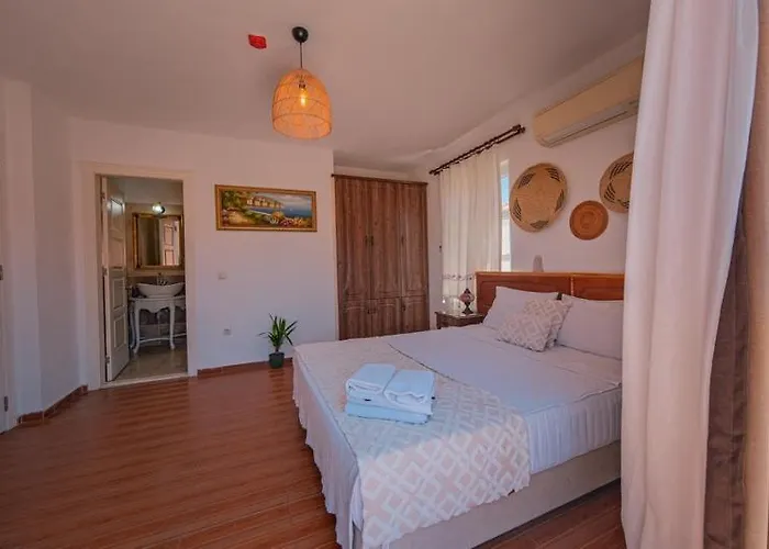 Mor Salkim Konagi Hotel Alacati