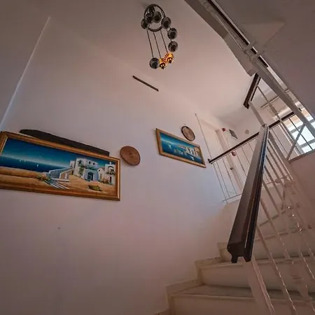 Mor Salkım Konağı Otel