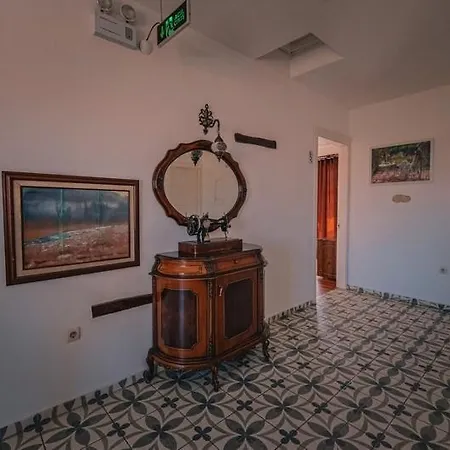 Otel Mor Salkım Konağı *