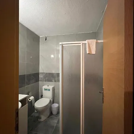 Mor Salkım Konağı Otel *